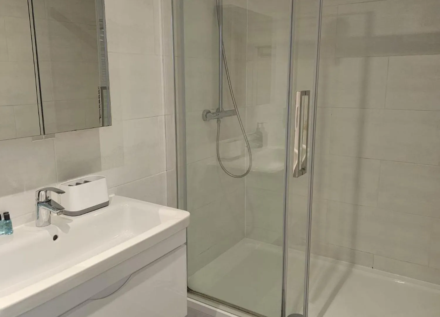 Apartment London City Hoxton 2 Bdr 2 Bath Balcony United Kingdom